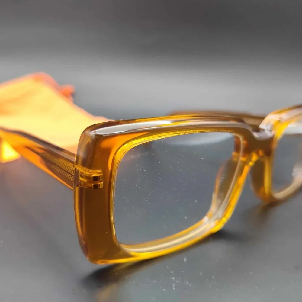 Brown glasses/frames, clear lenses (non-prescription)‎ Vooglam – Eirwyn style